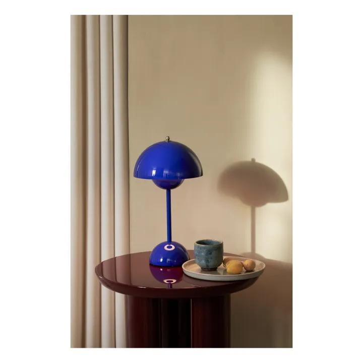 & Tradition Lampe à poser portative Flowerpot VP9, Verner Panton | Bleu