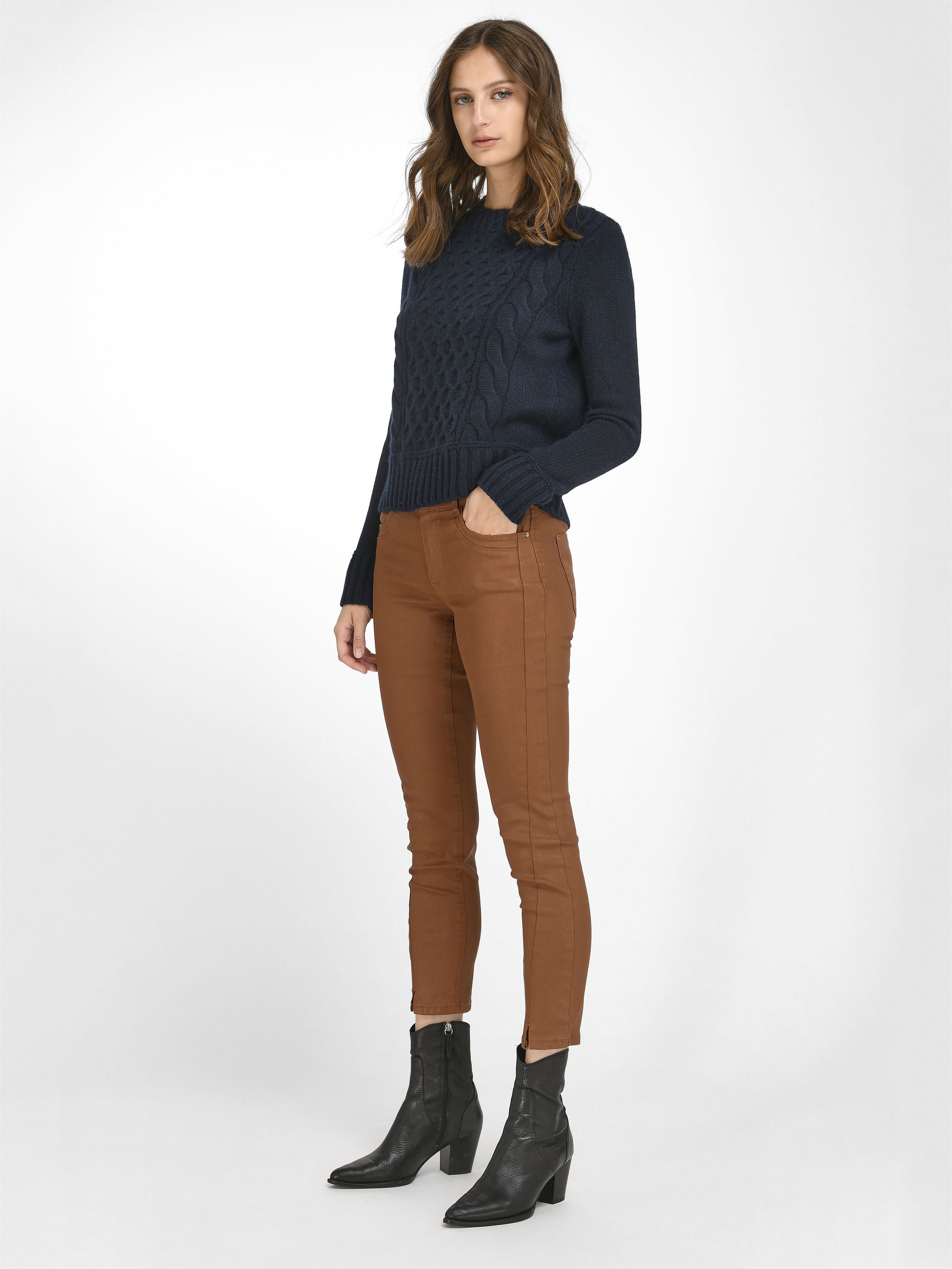 Knöchellange Hose Passform Sylvia