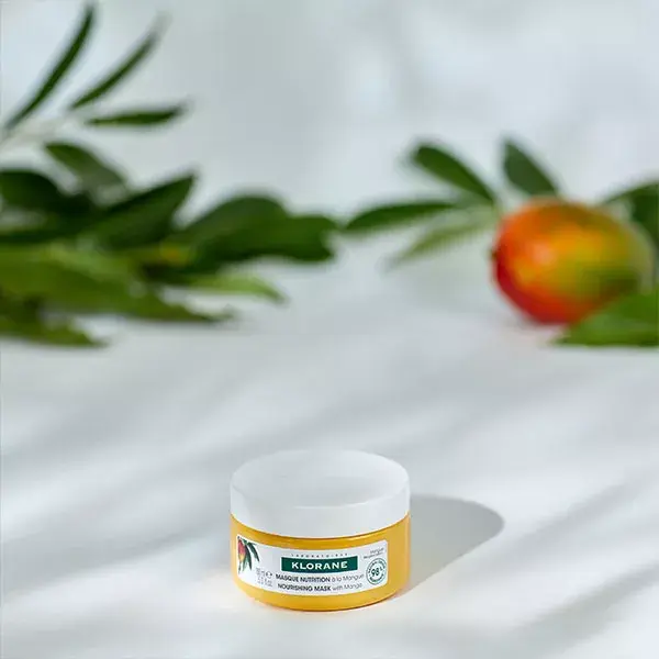 Máscara capilar nutritiva com manteiga de manga Klorane 150ml