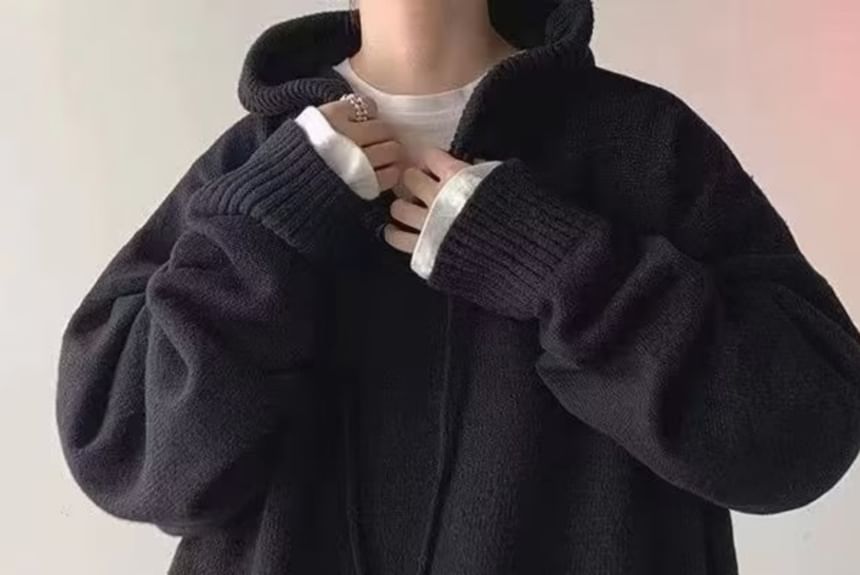 GRAYCIOUS - Halfgeknoopte effen gebreide hoodie