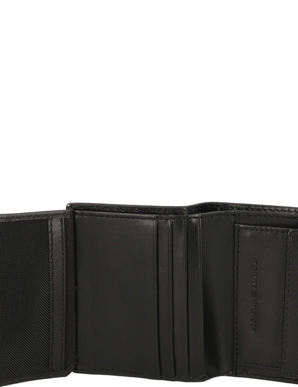 TH MONOGRAM TRIFOLD