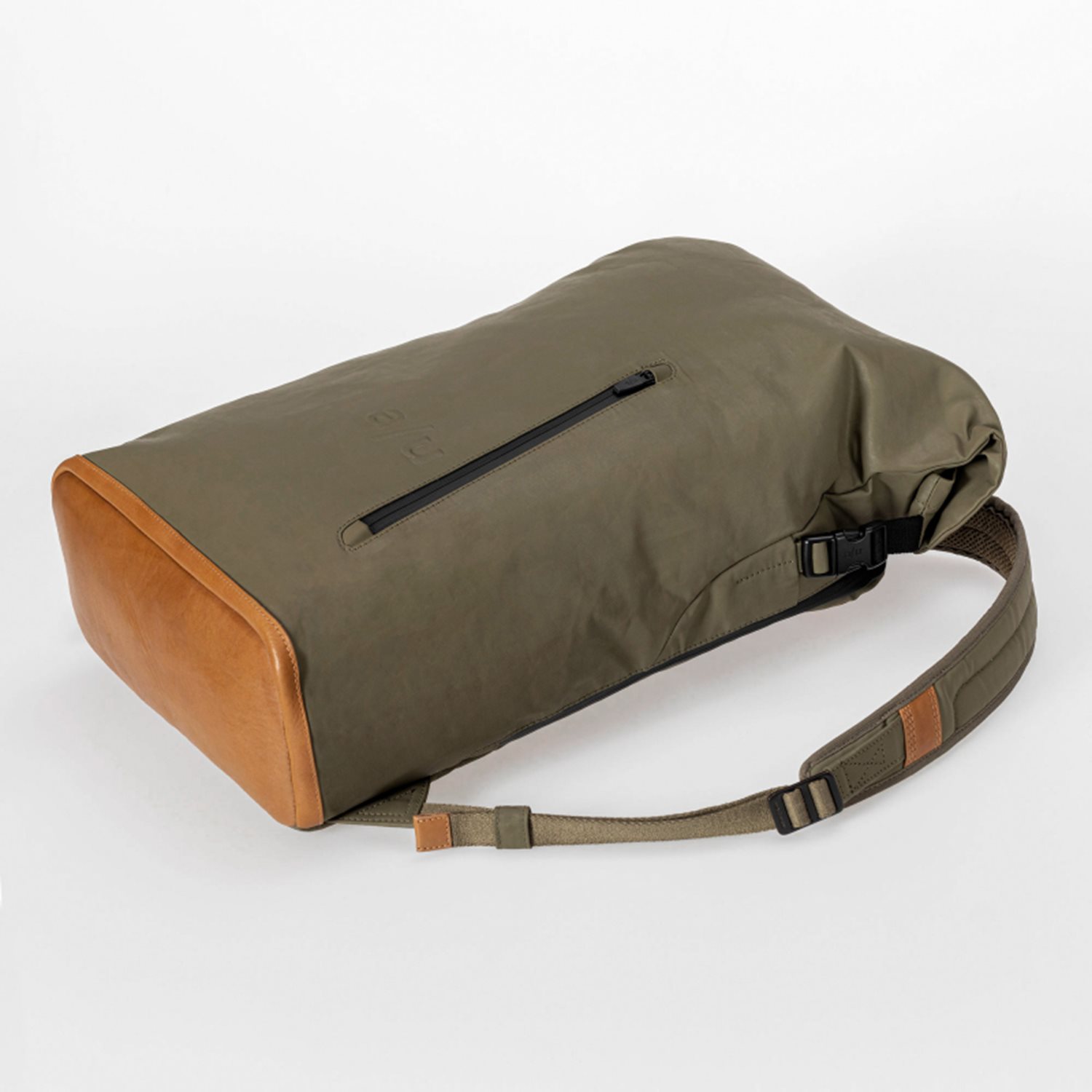 Aunts & Uncles Japan Fukui Backpack 15