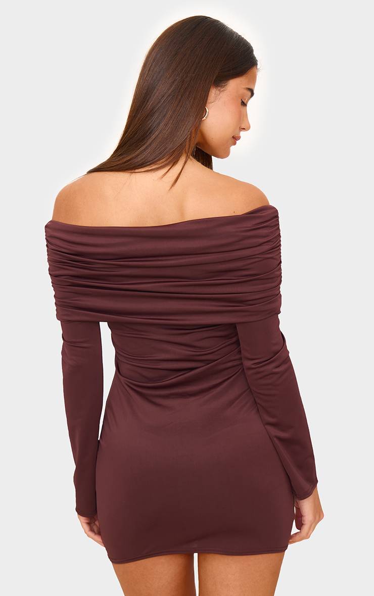 Chocolat Robe Mini À Manches Longues Bardot Plissé Double Couche Sculptante Mate