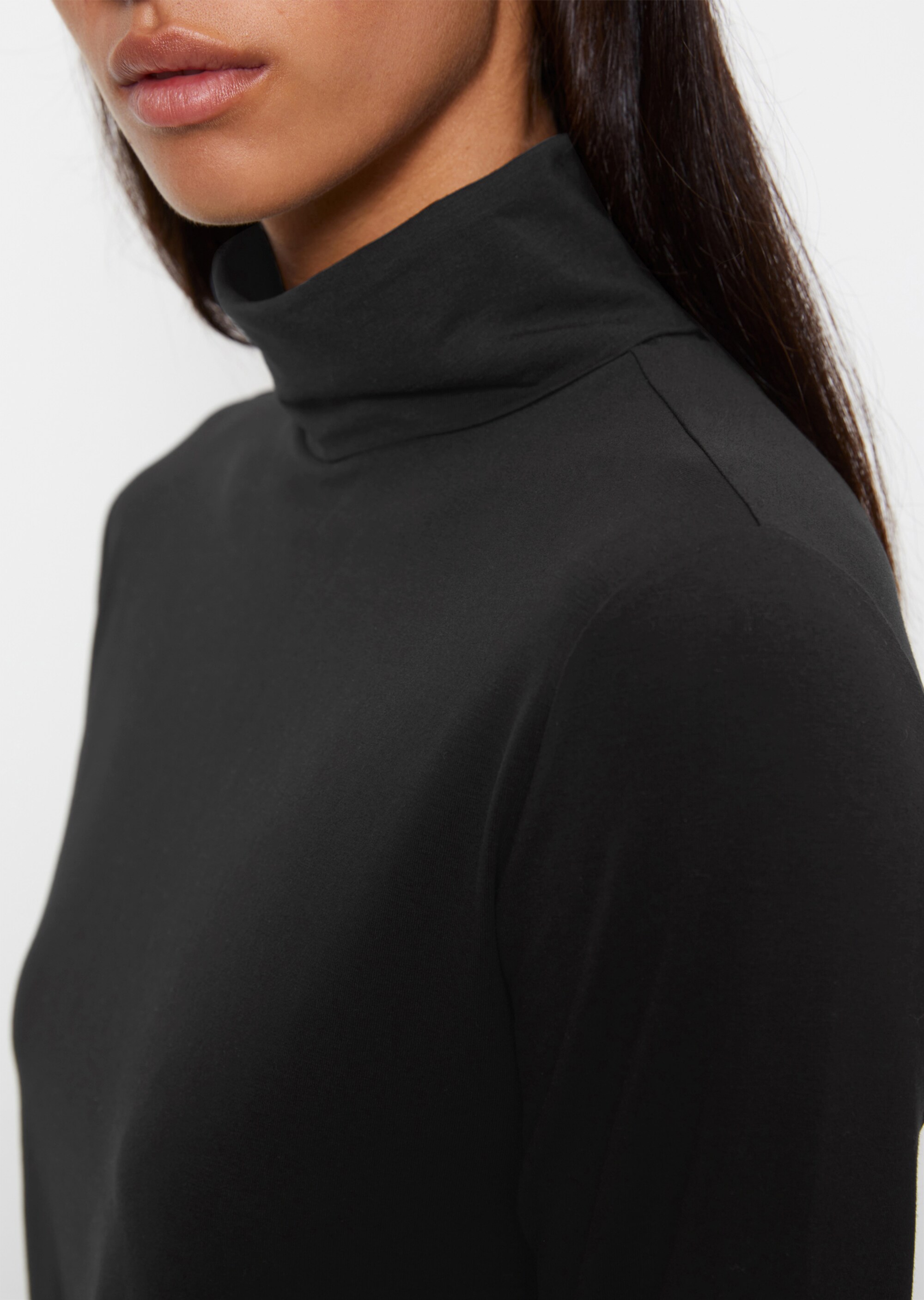 Rollkragen-Longsleeve regularmit TENCEL™ Modal