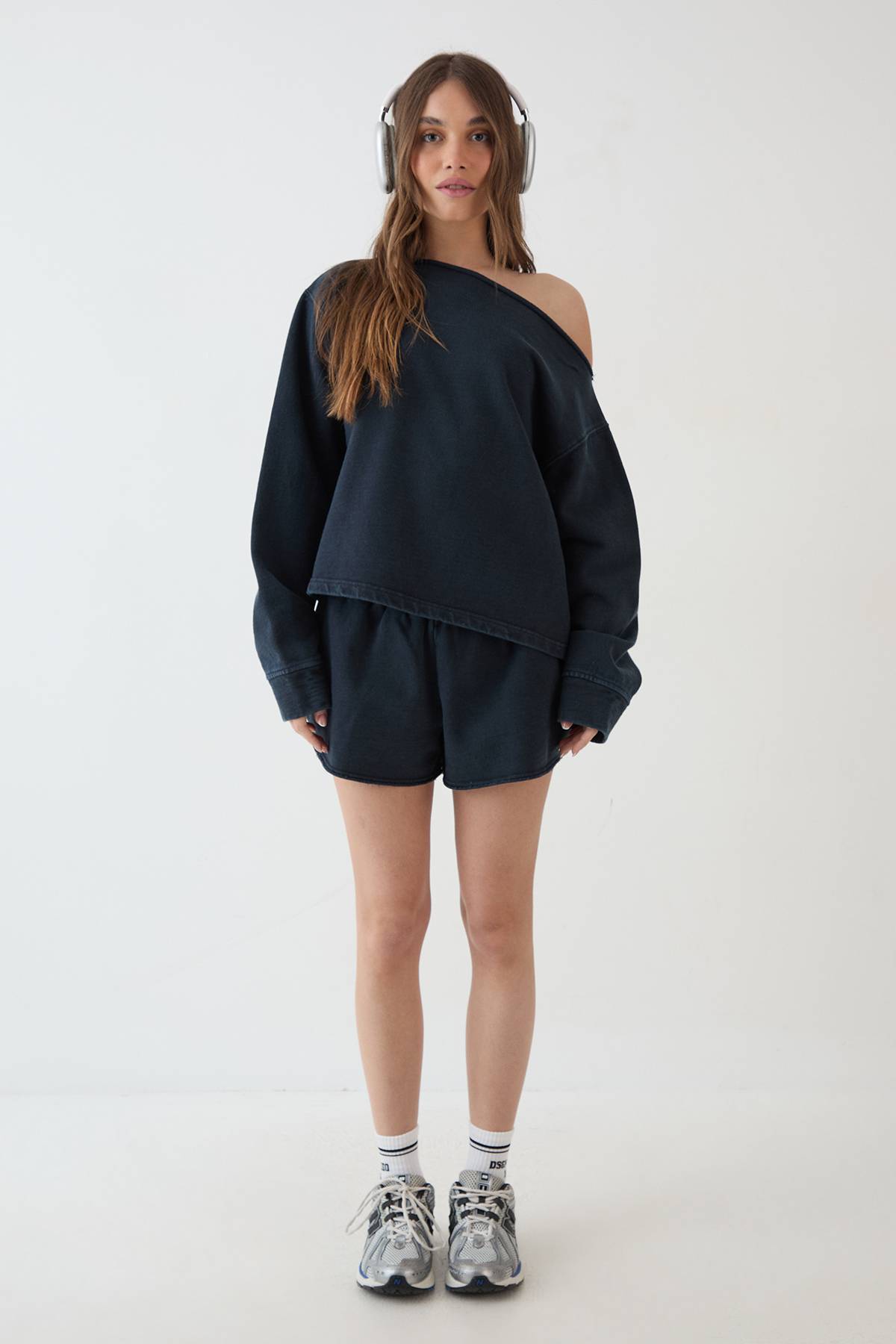 Sweat-shirt Oversized Délavé Épaules Dénudées En Molleton Épais Dsgn Studio