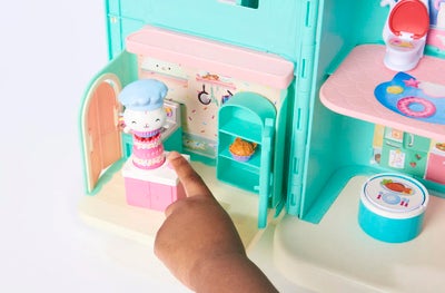 Gabby's Dollhouse Deluxe Room - Cakey's Kjøkken