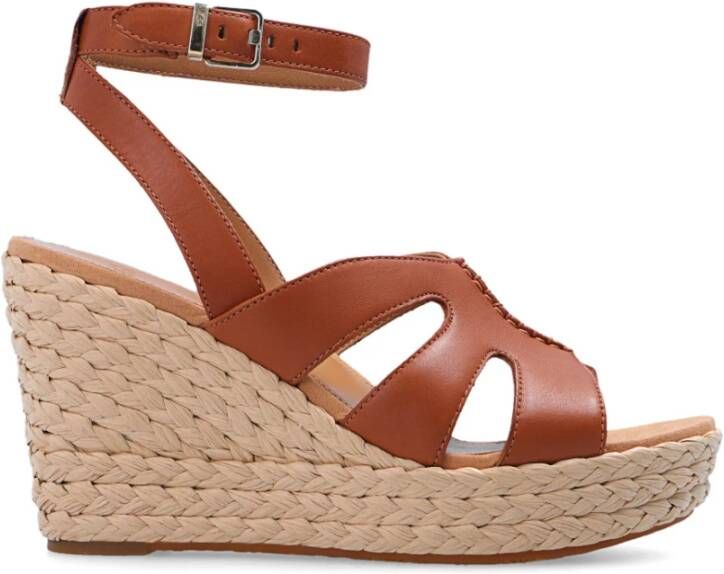 UGG Sandalen Dames W Careena Maat: 41 Materiaal: Leer Kleur: Cognac