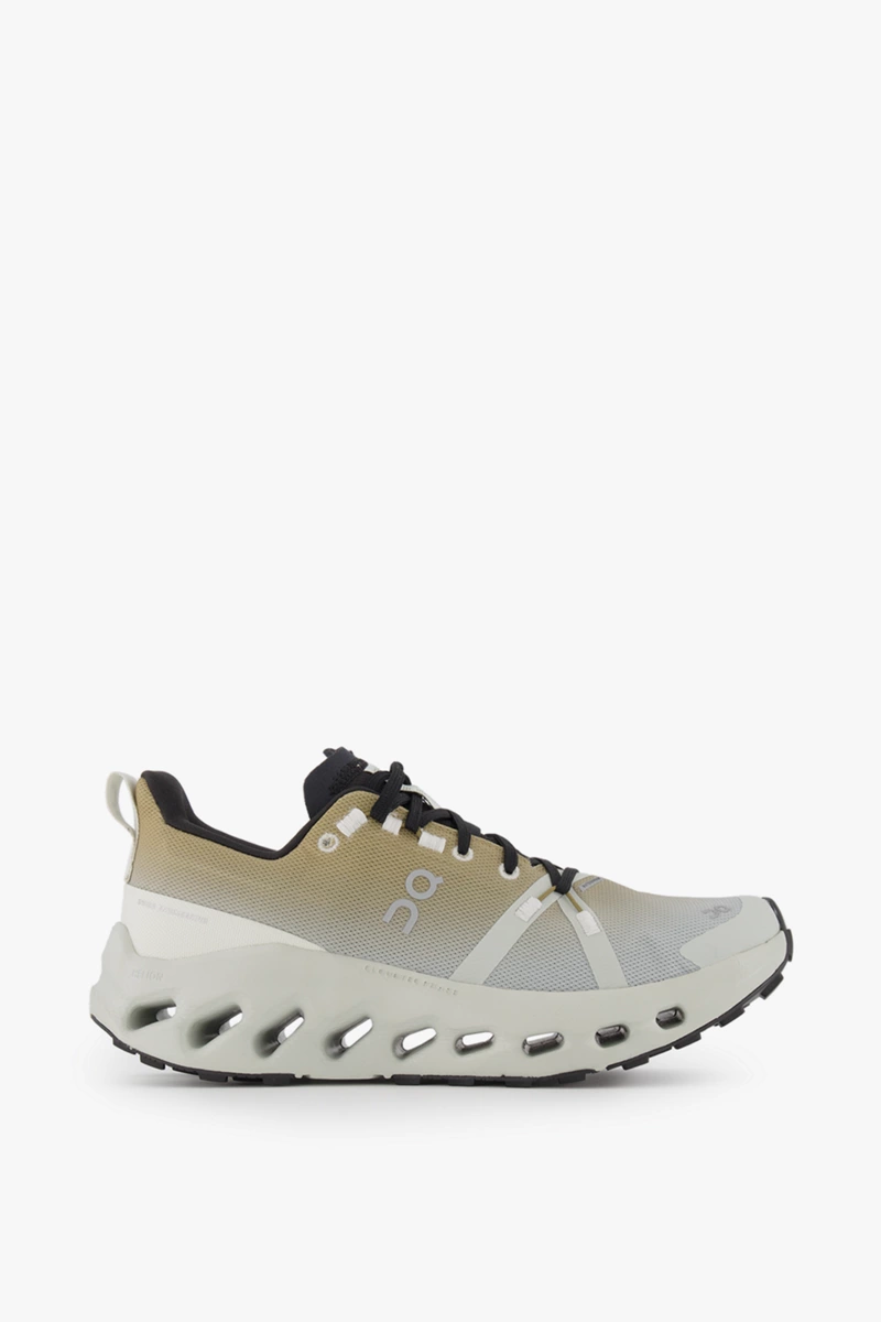 ON Cloudsurfer Trail Waterproof Damen Trailrunningschuh