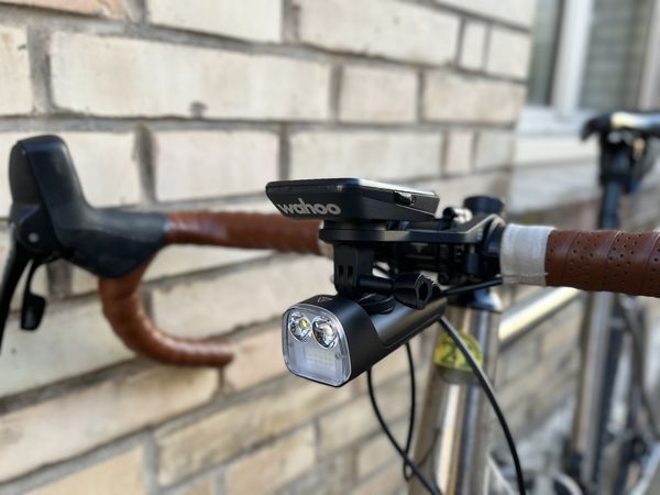 APOLLO 2000 Scheinwerfer  schwarz  2000 Lumen, USB-C