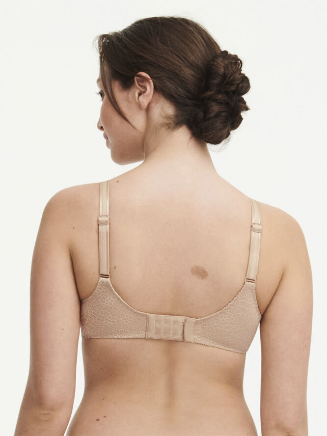 Chantelle C Magnifique support bra Sand