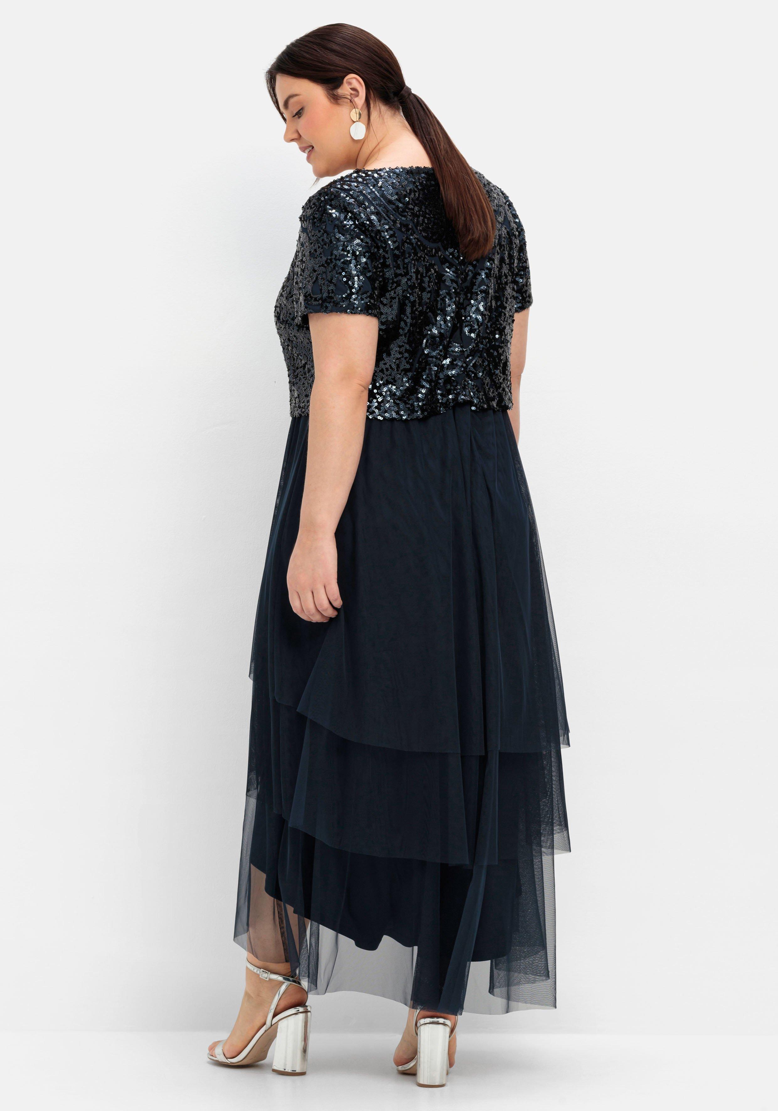 Abendkleid mit lose fallendem Paillettenoberteil