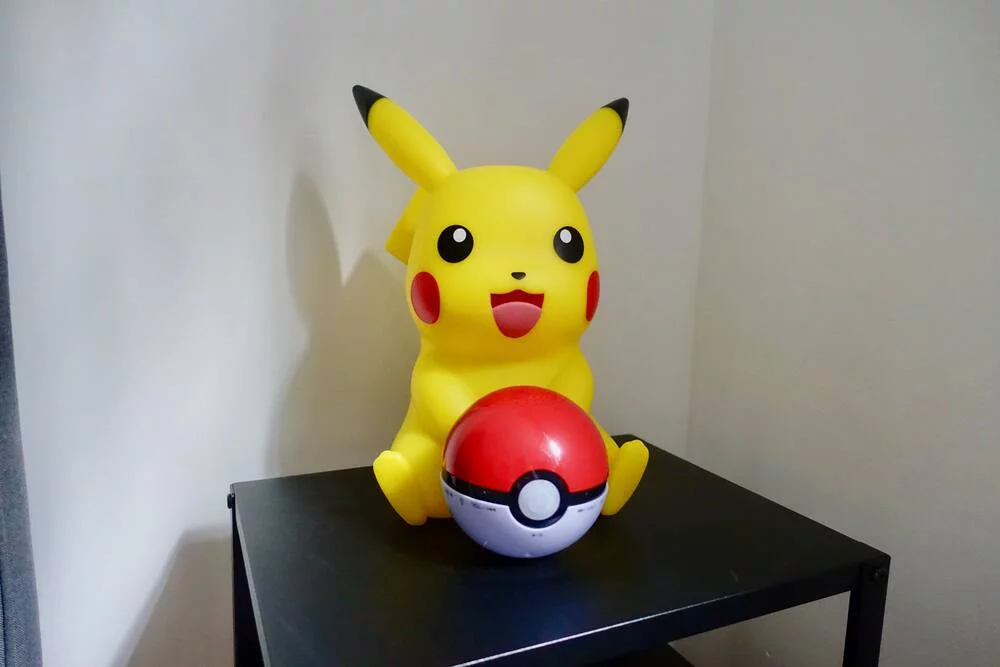 POKEMON - LAMPE LED PIKACHU ET ENCEINTE SANS FIL