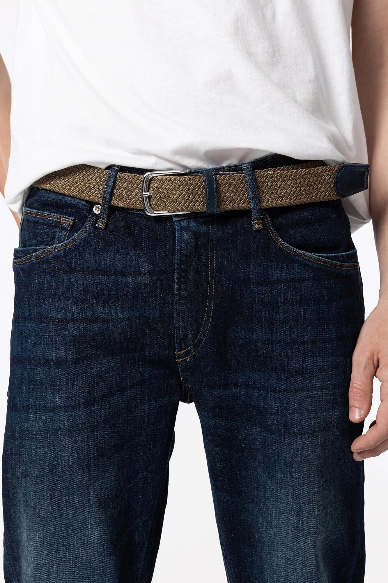Calça jeans Leo Comfort Fit com cinto
