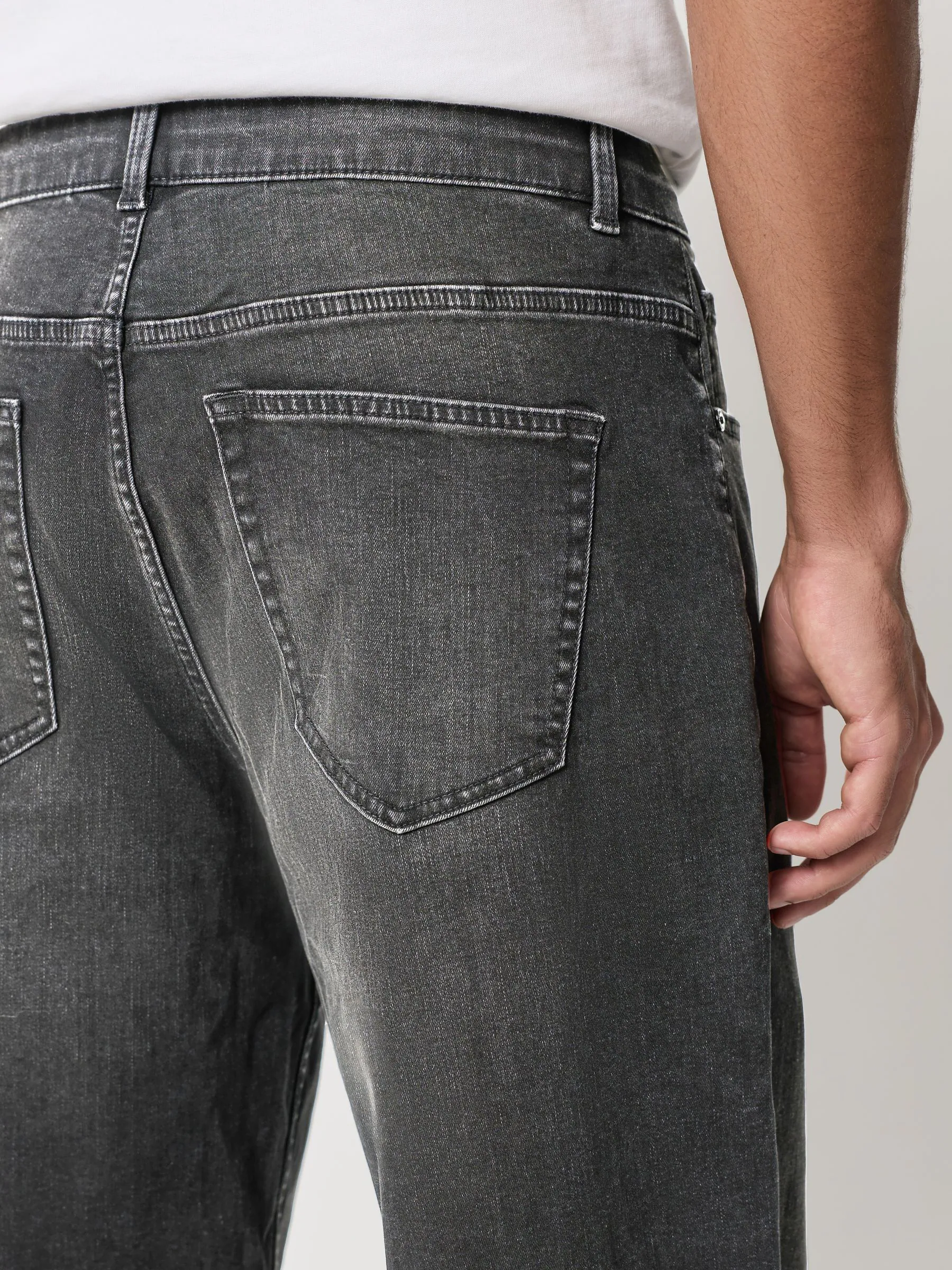 Zwarte wassing - Baggy pasvorm - Klassieke stretchy jeans