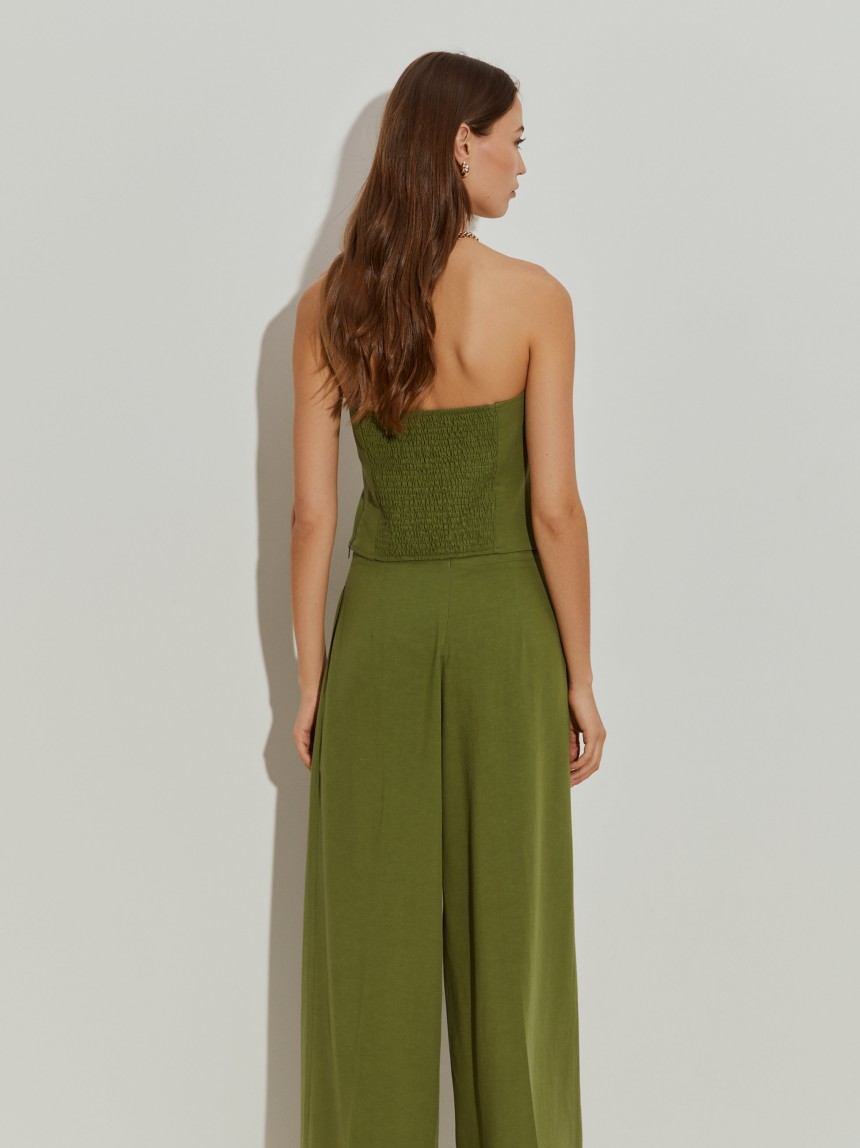 Top bandeau justo com linho