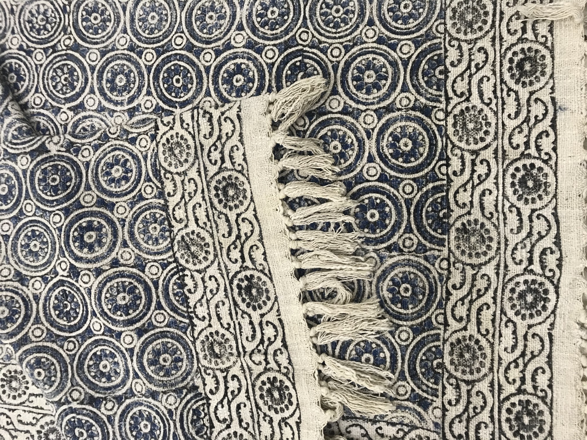 Throw 'Salur', creme, blau, schwarz, B 170 cm, T 120 cm günstig bestellen