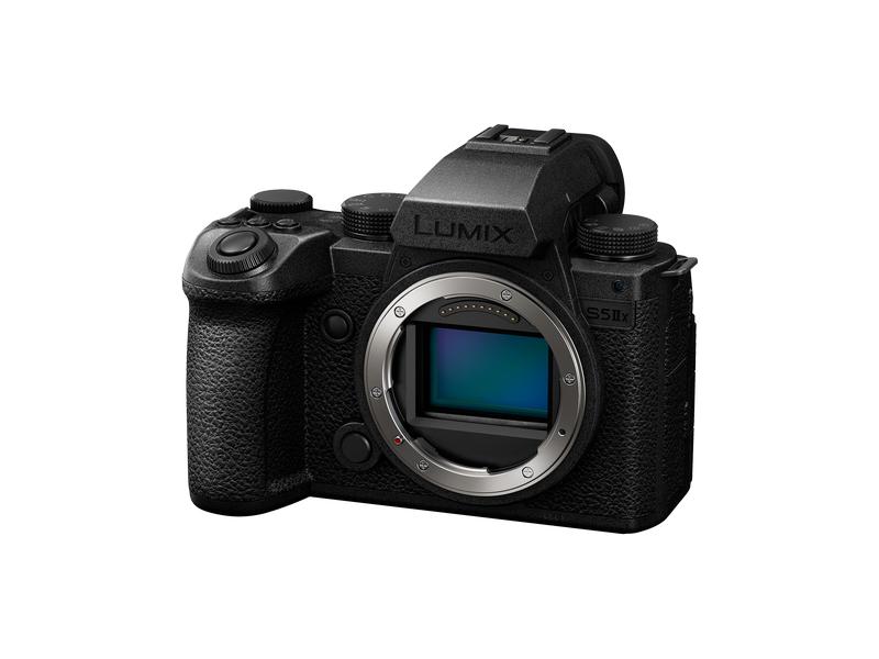 Panasonic Fotokamera Lumix DC-S5M2X Body Kompakte spiegellose Vollformatkamera für professionelle Content-Ersteller