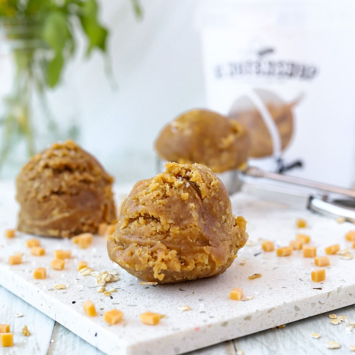 Koekjesdeeg voor haverkoeken met karamel zeezout