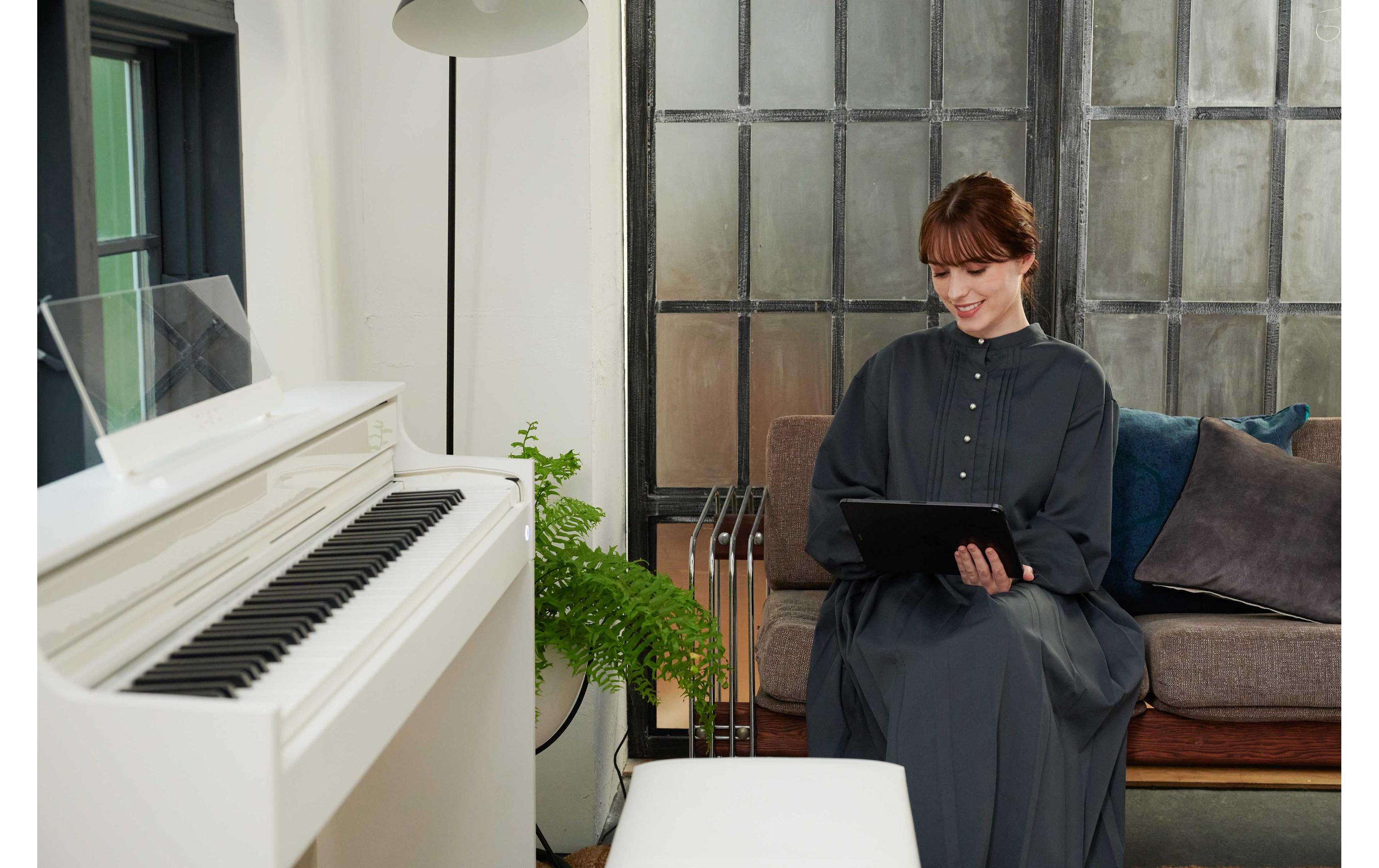 E-Piano CELVIANO AP-S450 Weiss<br>E-Piano mit Hammer Action Tasten