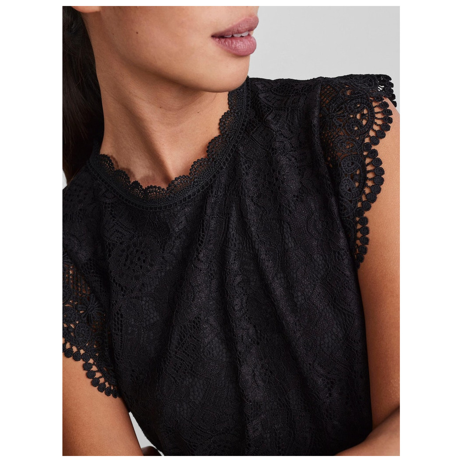 Pieces PCOLLINE SL LACE TOP NOOS BC