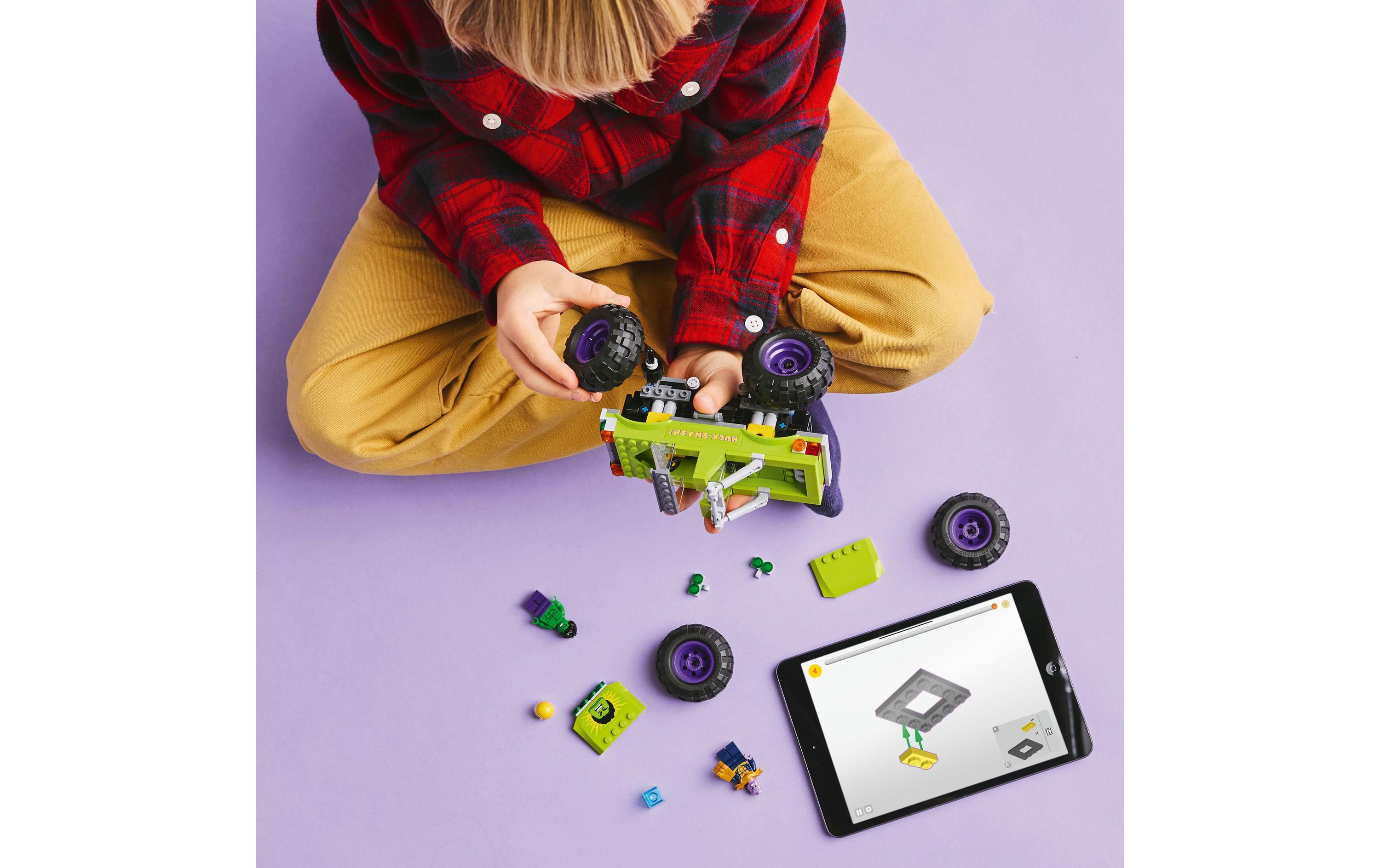 Marvel Hulk-Truck vs. Thanos 76312Marvel Monstertruck mit dem Hulk und Thanos