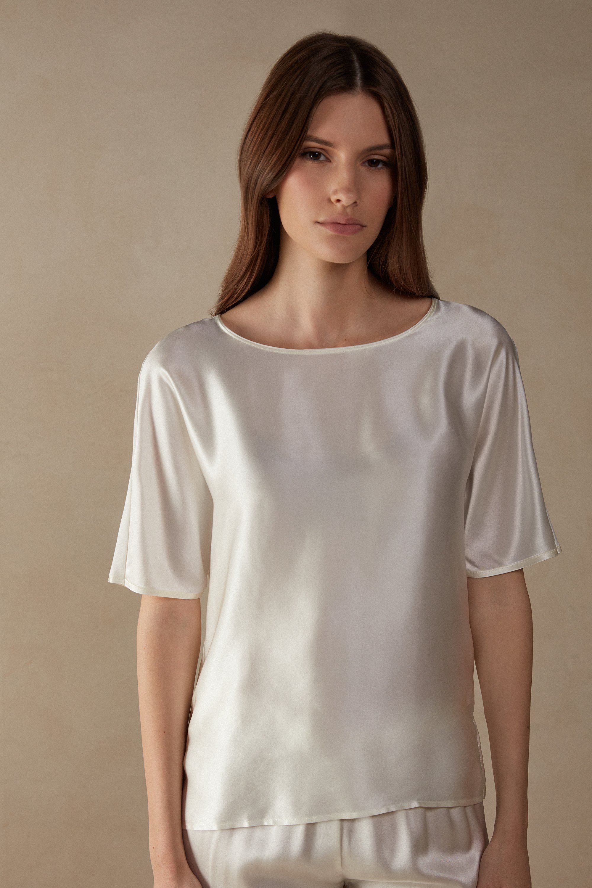 Camiseta de manga curta em seda e modal
