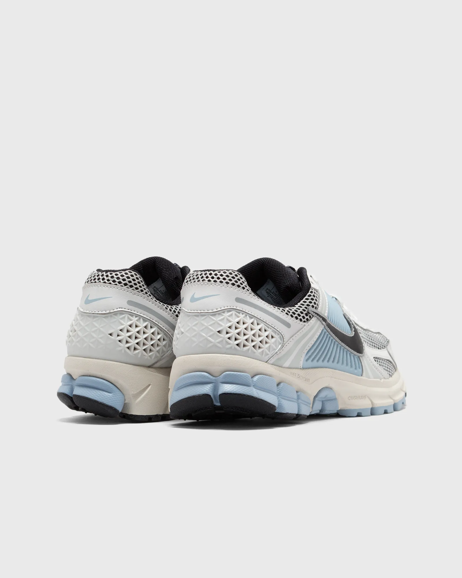 Nike WMNS ZOOM VOMERO 5