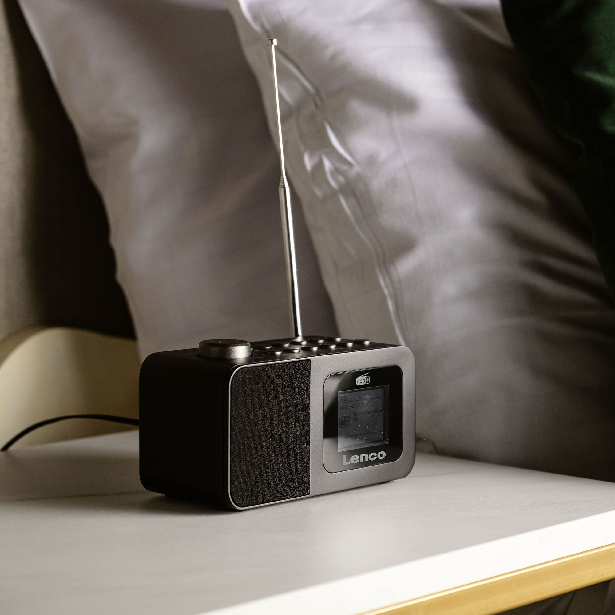 Lenco CR-625BK DAB+/FM wekkerradio