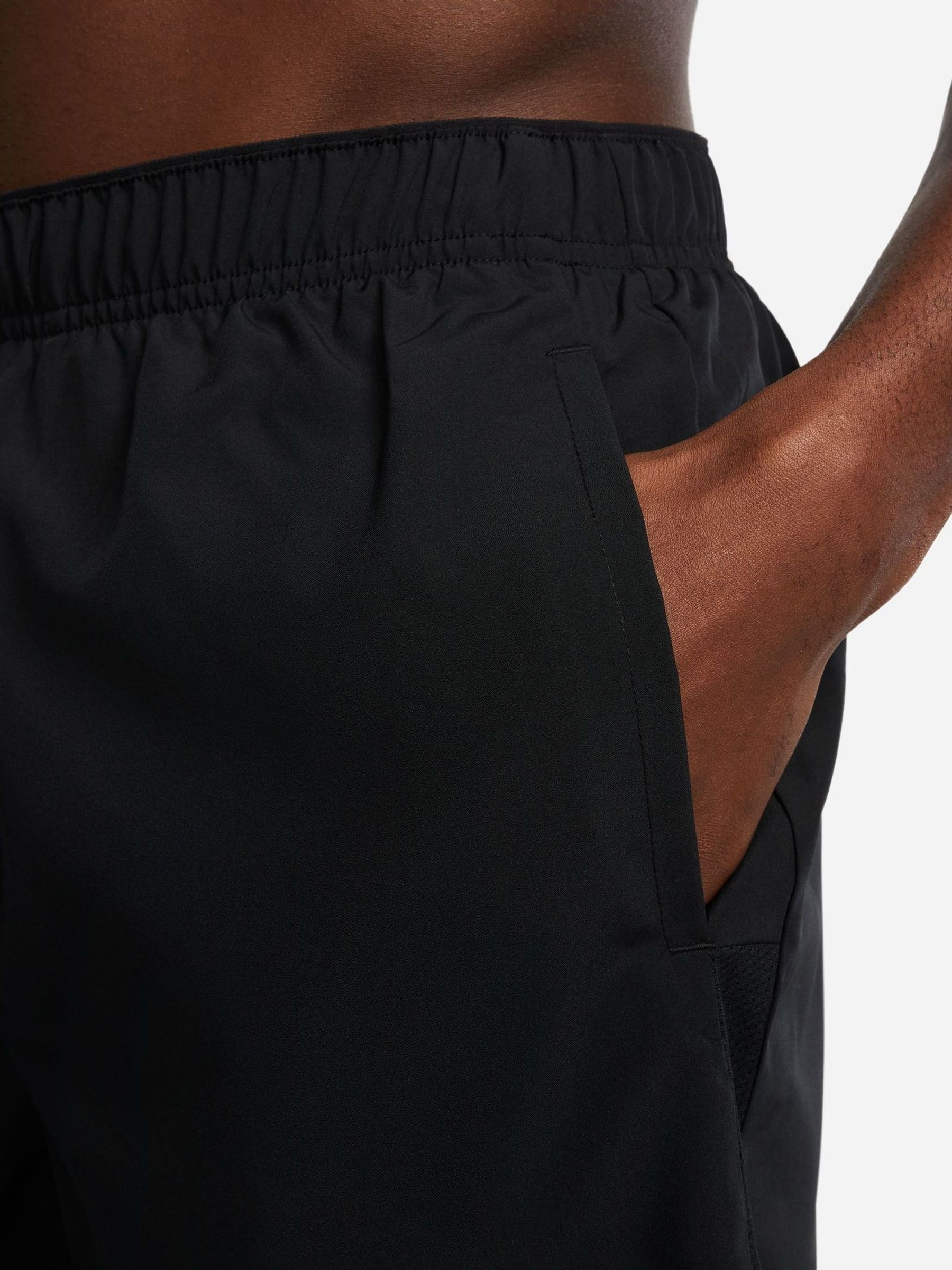 Zwart - 9 inch - Nike Dri-FIT Challenger ongevoerde hardloopshort