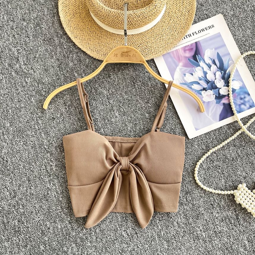 Lucuna - Effen crop-bh-top met strik