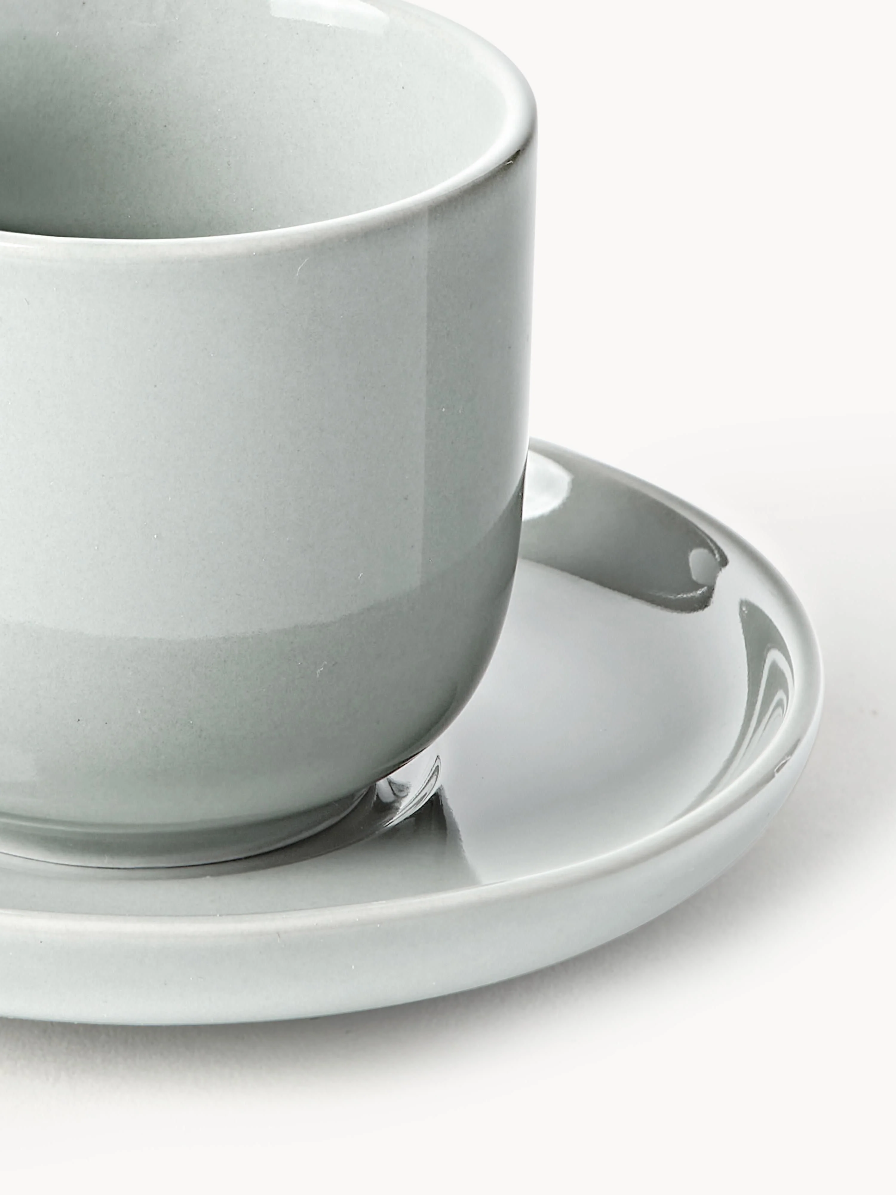 Porseleinen espressokopjes Nessa met schotels, 4 stuks