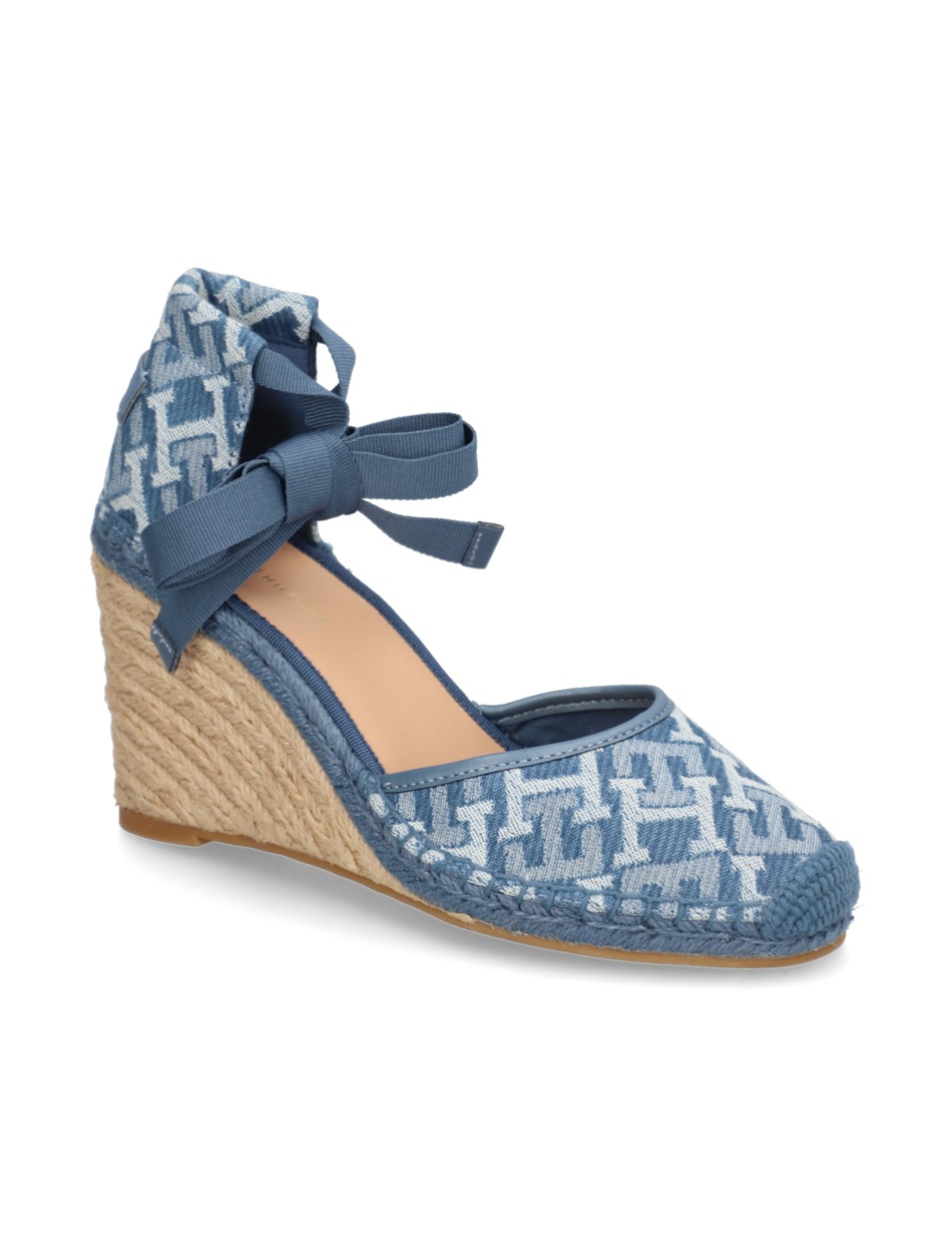 CLOSED TOE WEDGE MONOGRAM