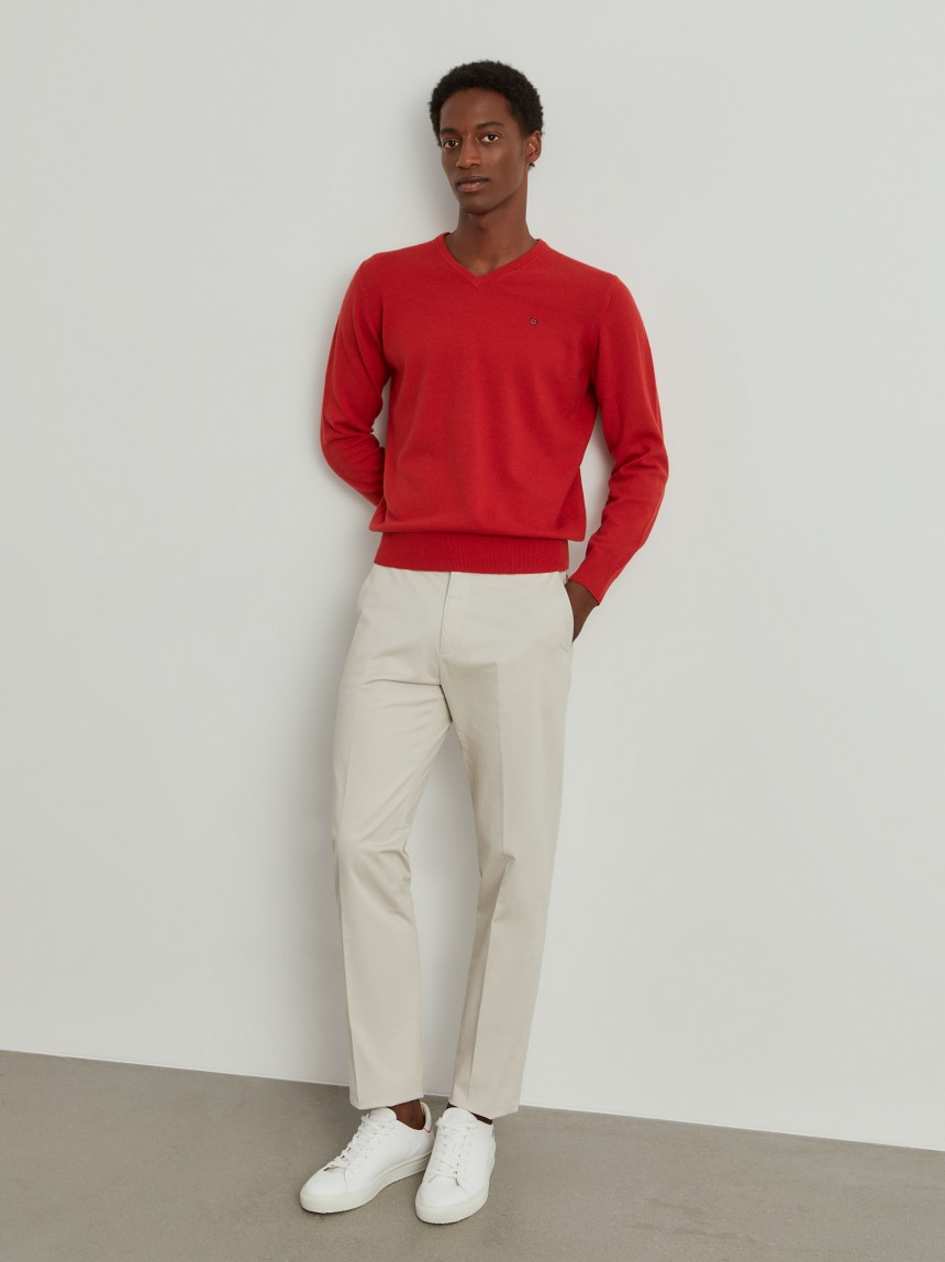 Pullover de lã decote em V