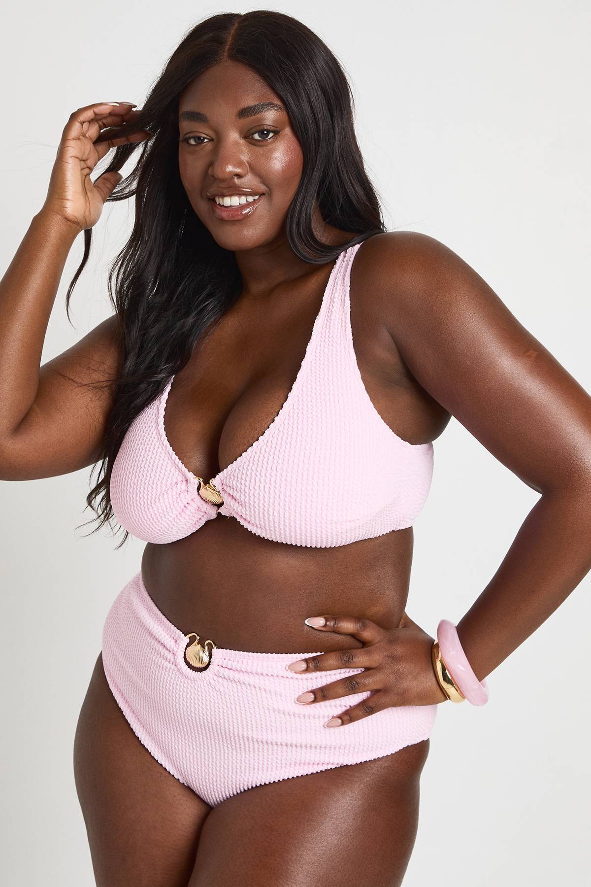 boohoo Bas De Bikini Taille Haute Grande Taille Avec Détail Coquillage Et Tissu Gaufré