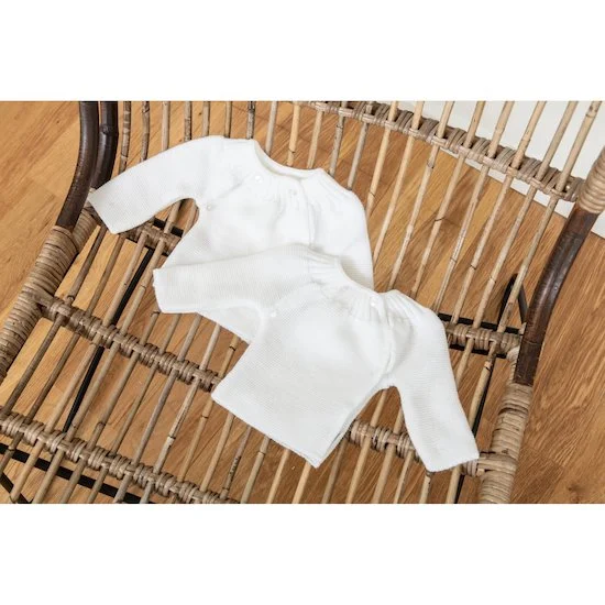 Lot 2 brassières   Blanc        0-1 mois   de               P'tit bisou