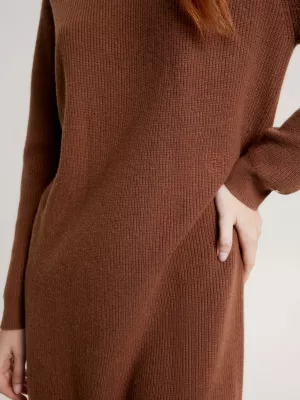 Vestido de malha midi de lã e cashmere com modelagem relaxada