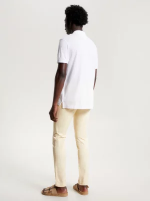 Polo de corte regular com gola exclusiva