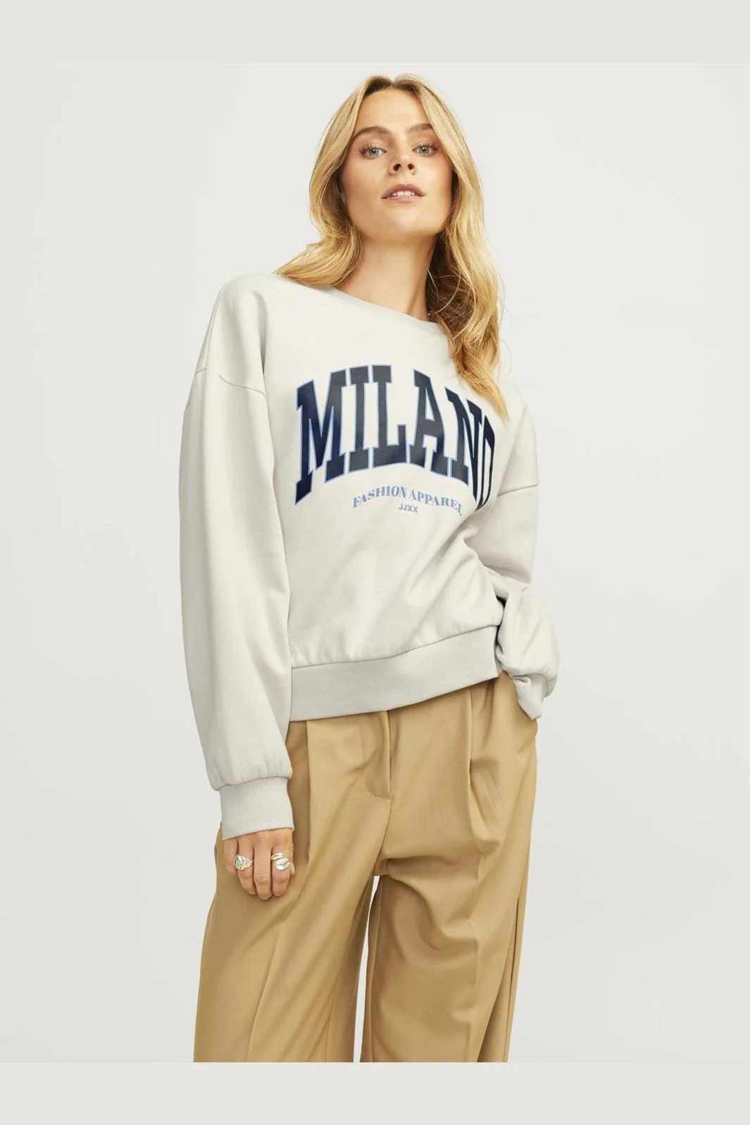 Jjxx Jxmerle Rlx Short Ls Crew Swt Ln 4545666 moonbeam milano