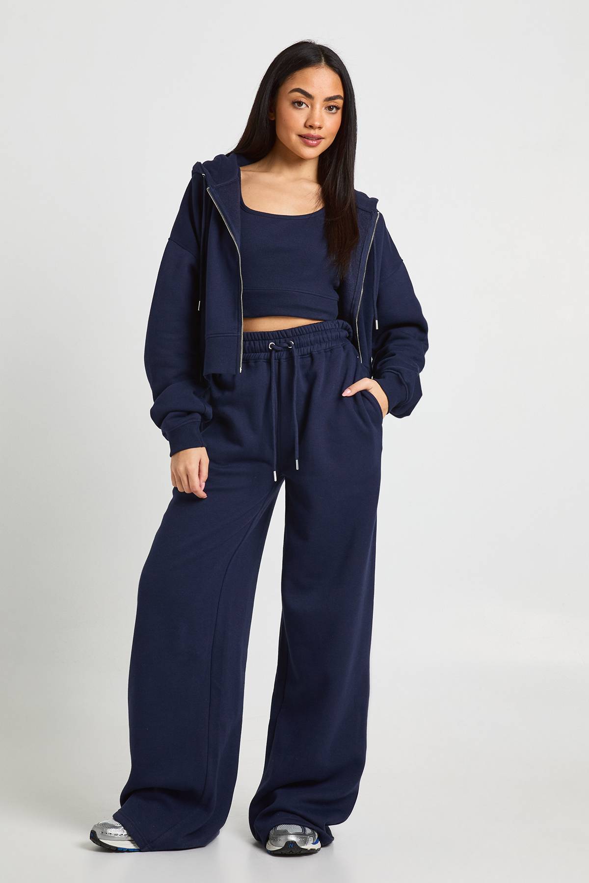 boohoo Ensemble De Survêtement À Casynthétiqueche 3 Pièces Avec Haut Court À Ourlet Profond Pour Grandes Tailles
