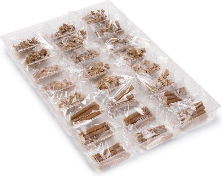 Beeztees kattensnack Kerst adventskalender Miauw 24 stuks