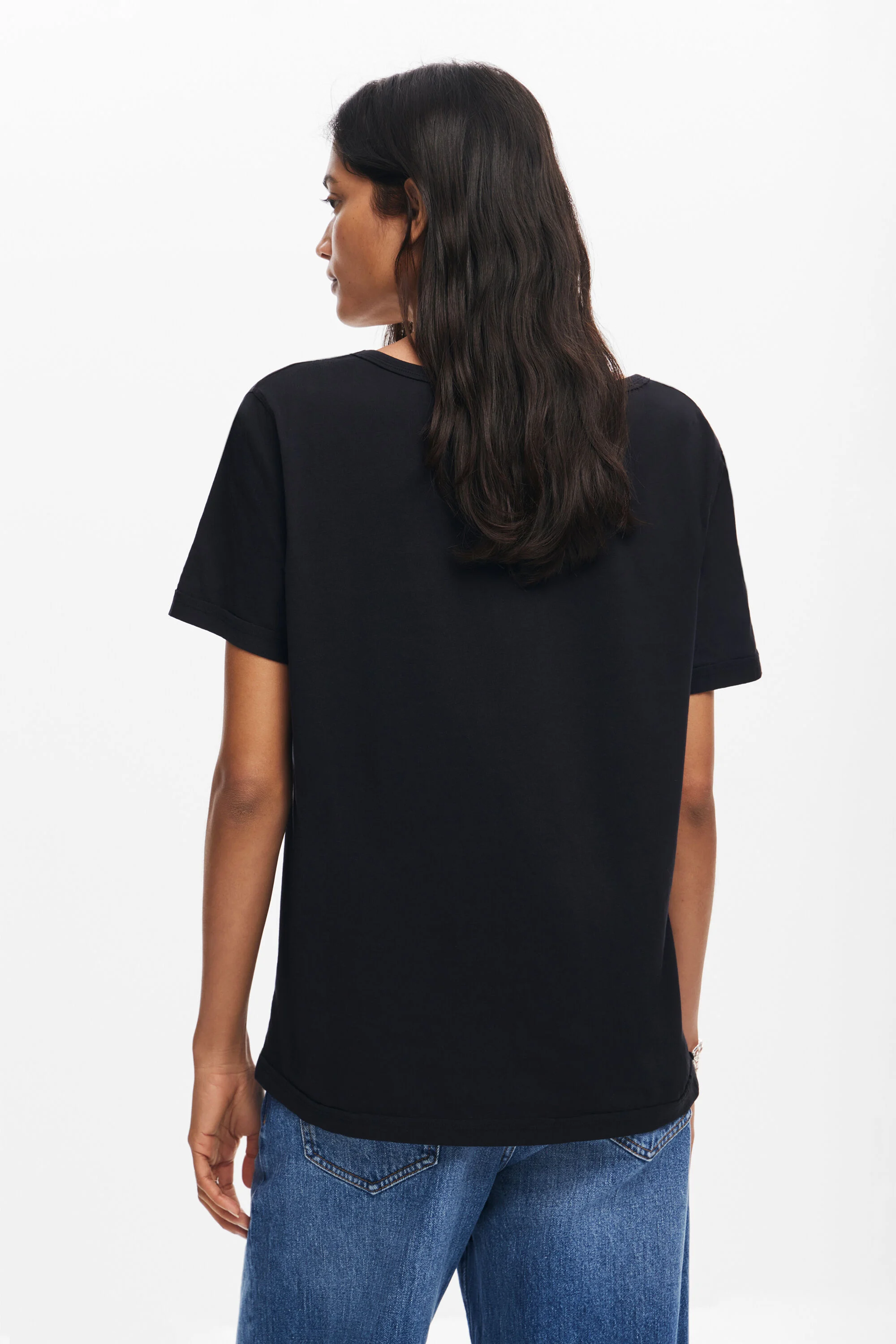 Blusa floral com decote em V