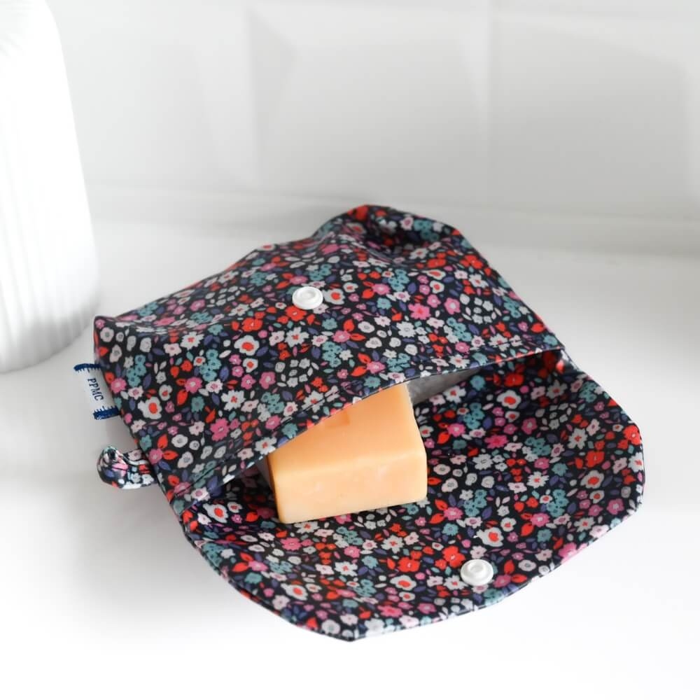 Pochette Savon Romance Fleurie