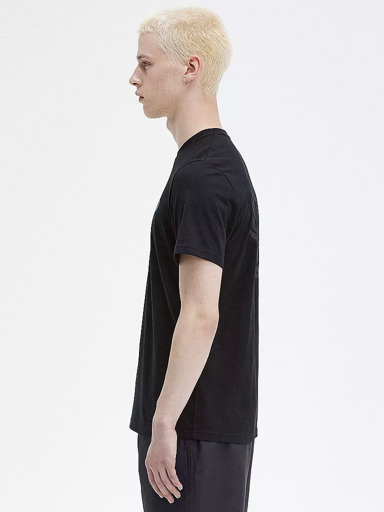 FRED PERRY T-Shirt schwarz