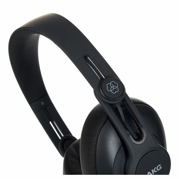 AKG K-361