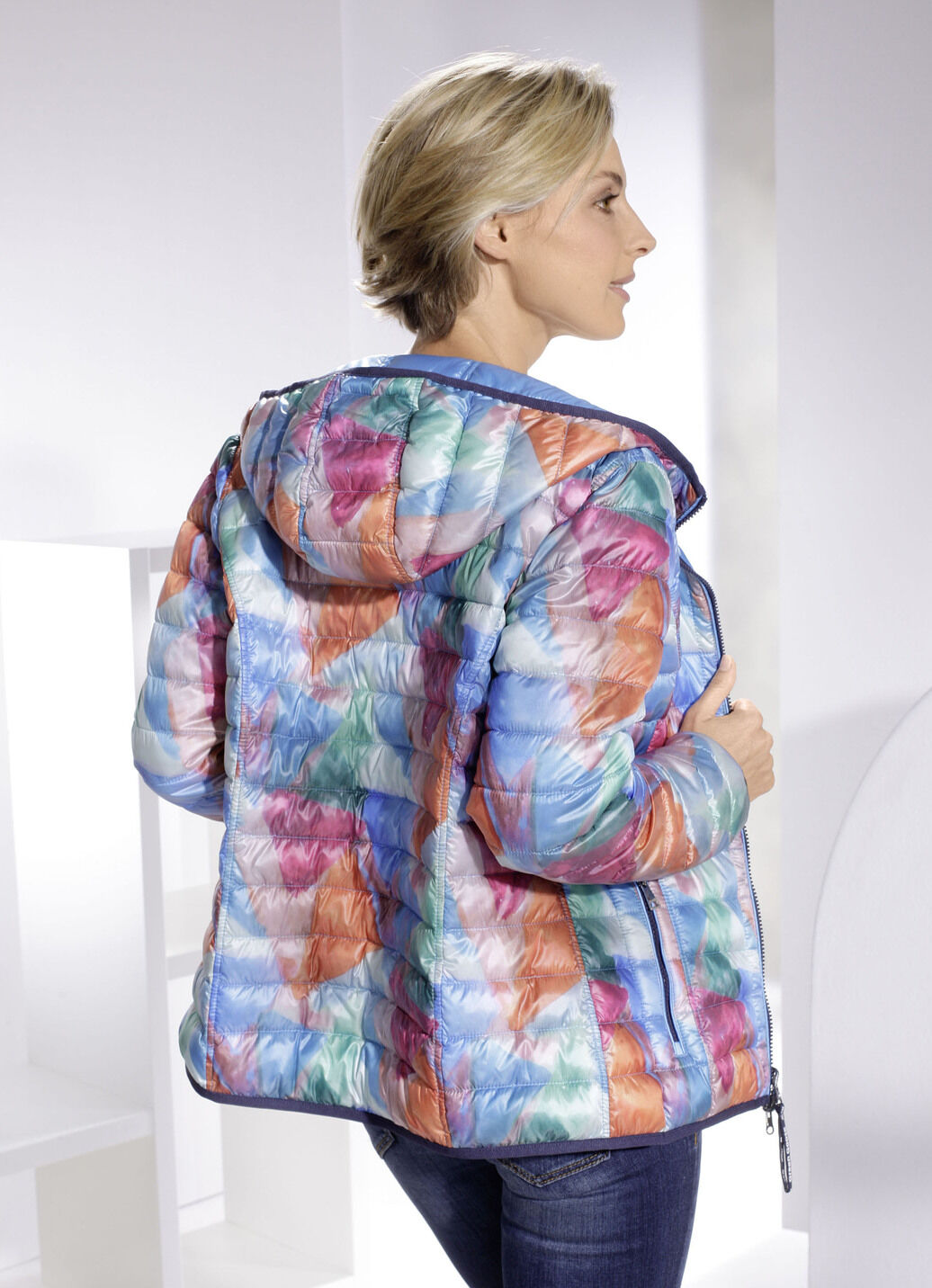 Funktions-Wendejacke mit fester Kapuze