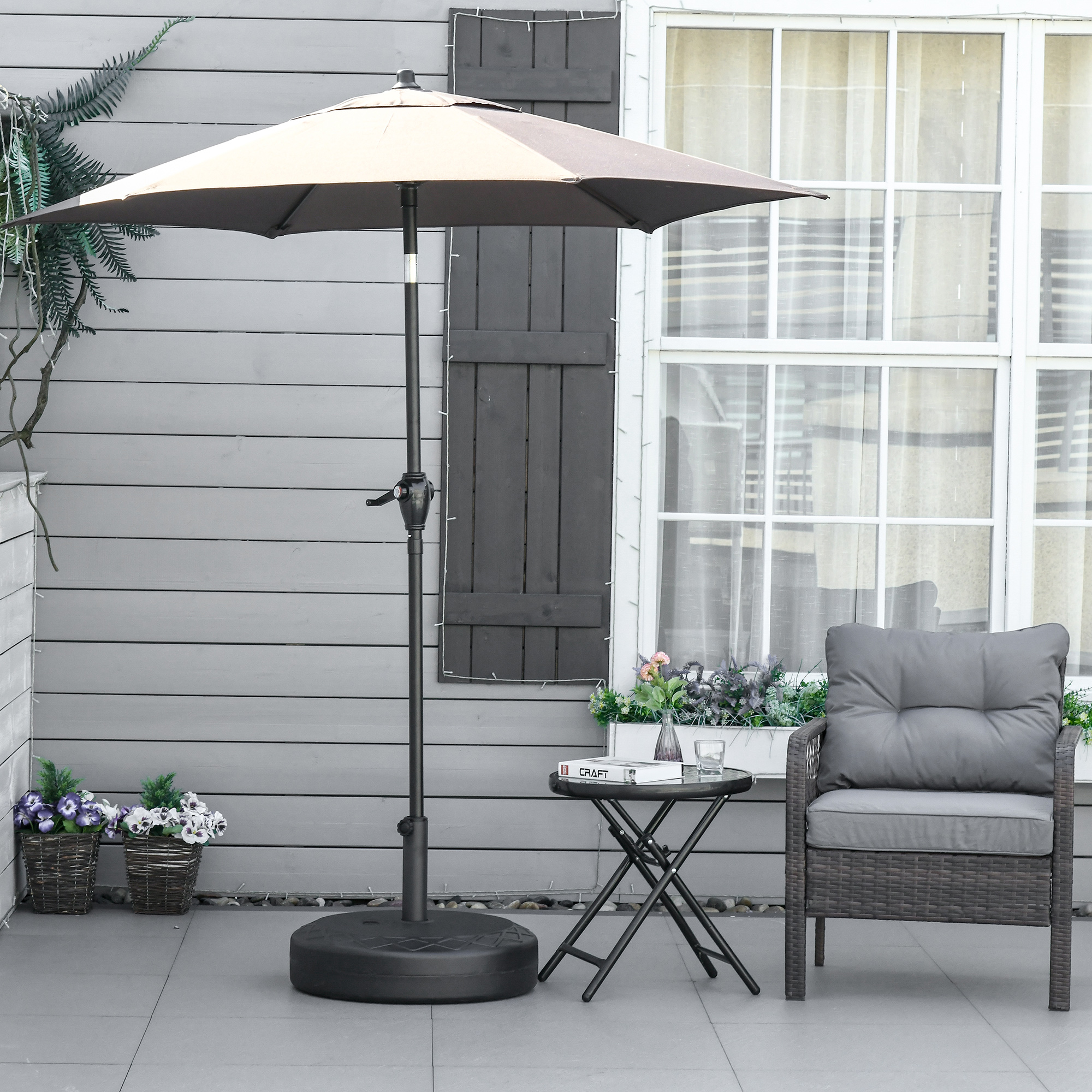 Base para guarda-sol Outsunny com enchimento de água, capacidade de 30 kg, suporte redondo para guarda-sol adequado para hastes de 38 mm e 48 mm, metal e plástico, para jardim e pátio, Ø55x38 cm, preto