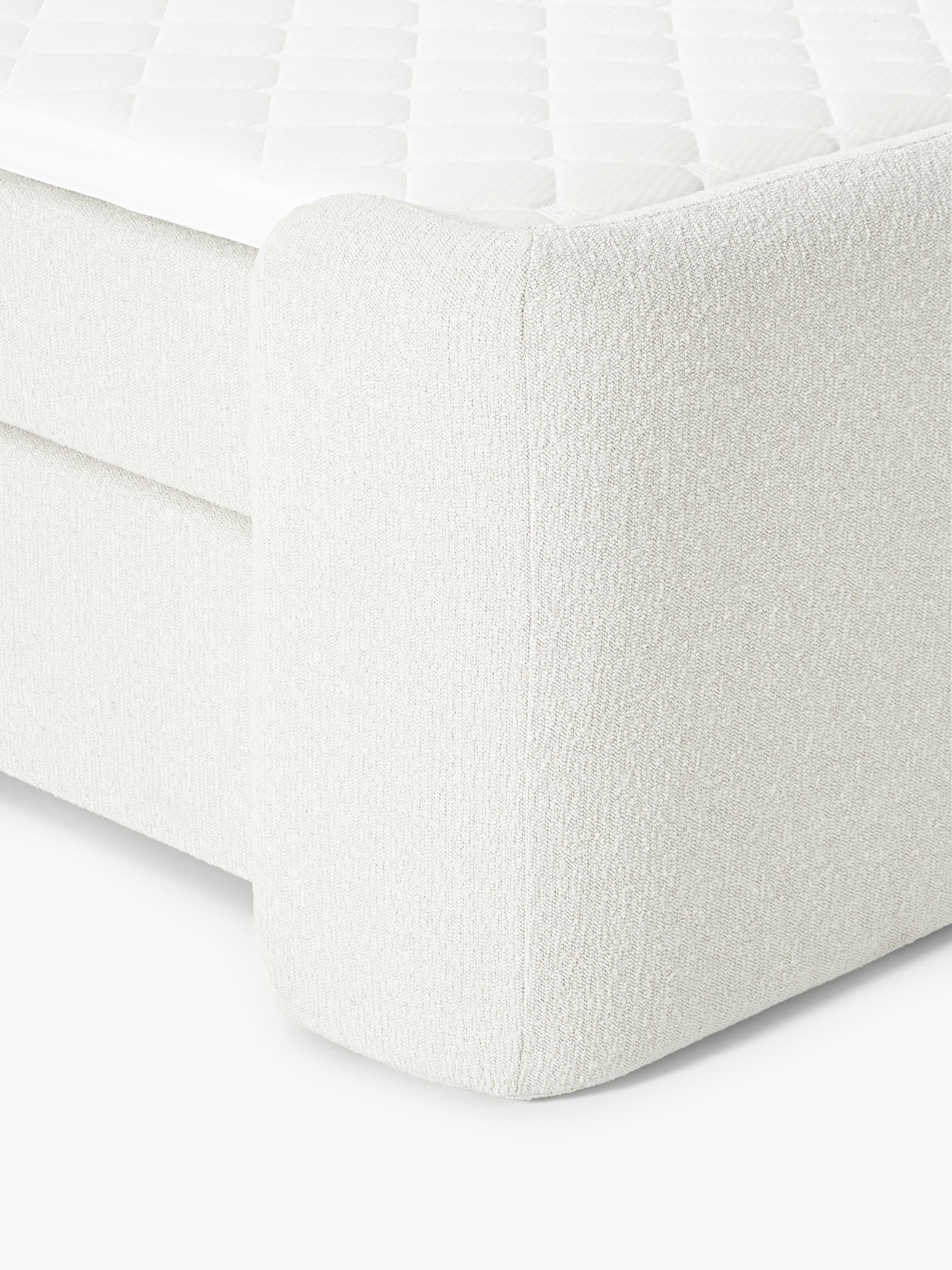 Bouclé boxspring bed Perla