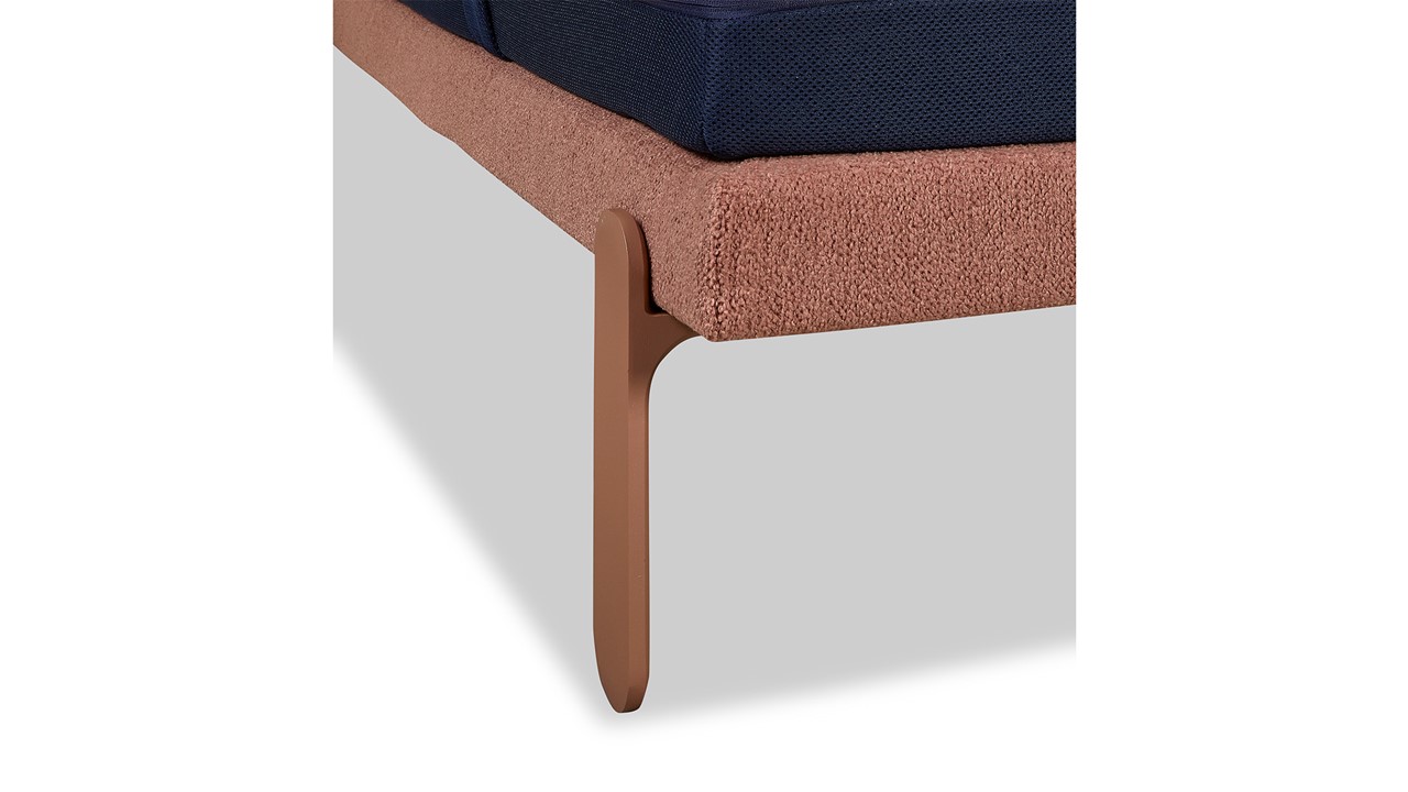 Bed Element Lush met nachttafels en Cool Motion 2 matrassen powder