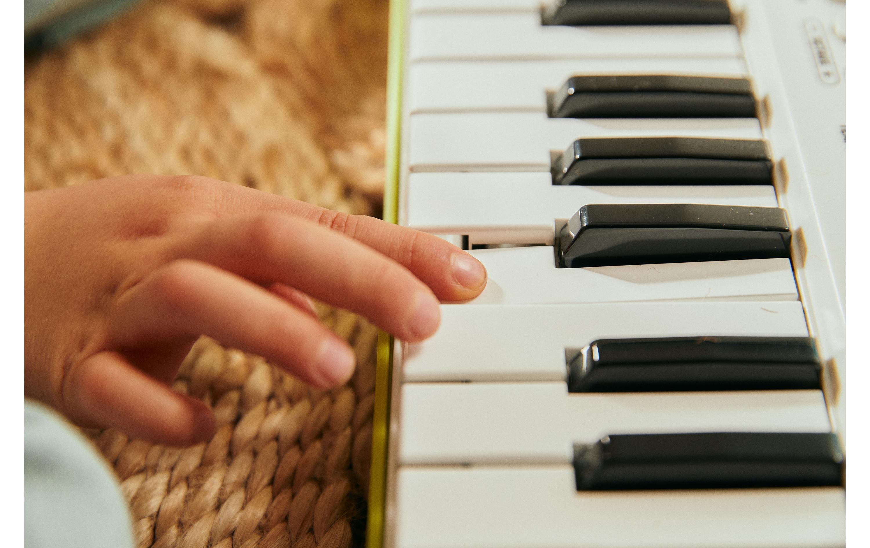 Keyboard SA-50Keyboard mit 32 Mini-Tasten und 100 Klangfarben