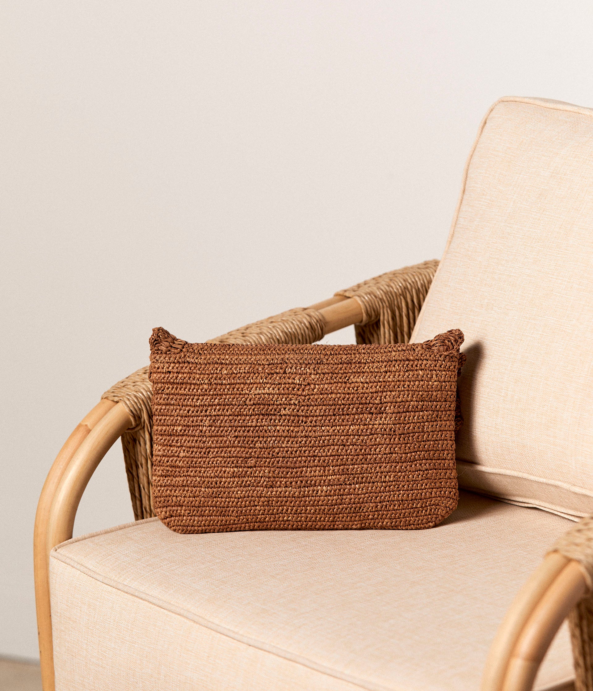 Pochette beige tressée Gaia